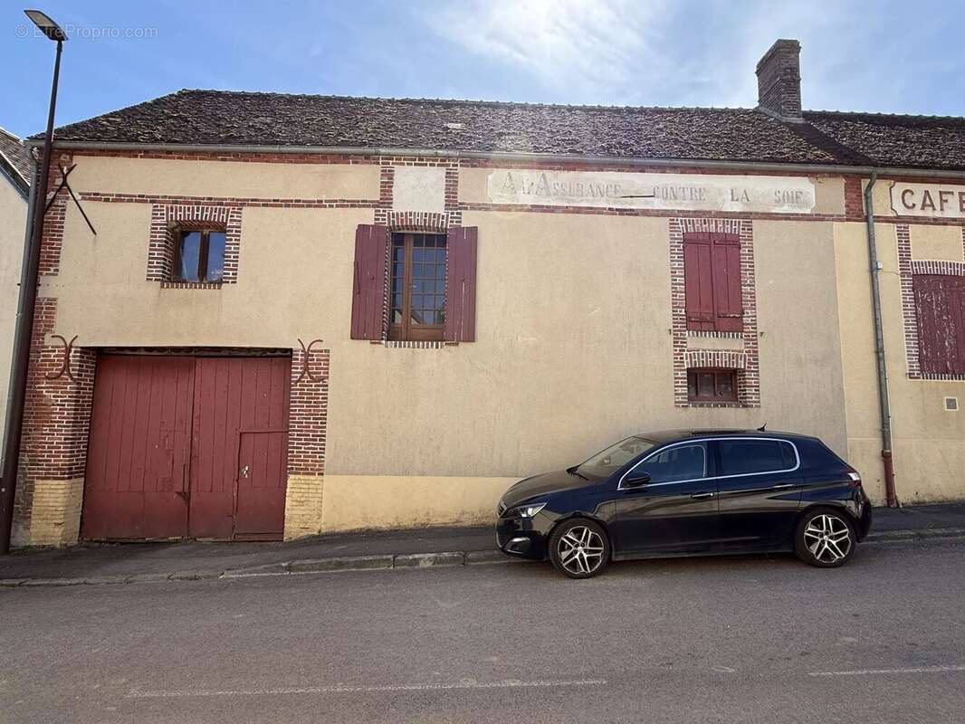 Maison à VILLIERS-LOUIS