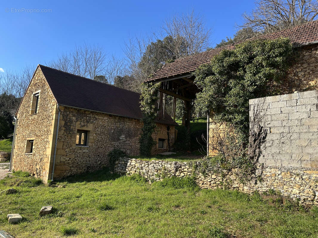 Maison à CALVIAC-EN-PERIGORD