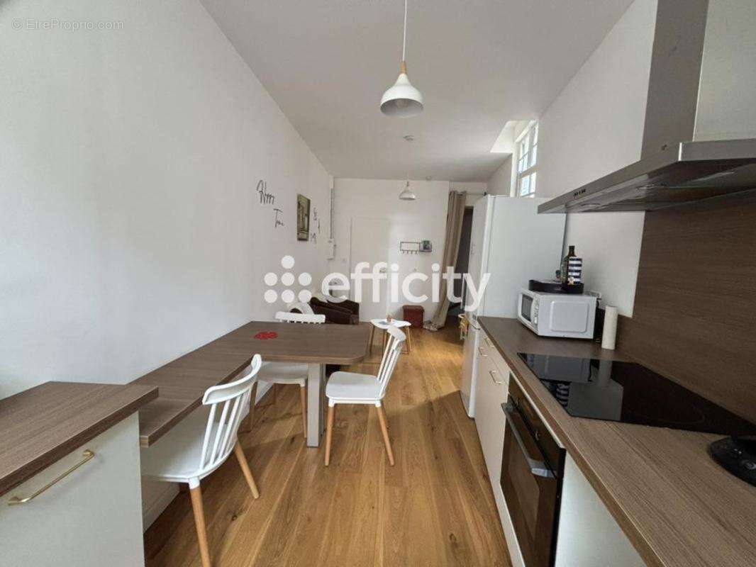 Appartement à PEZENAS