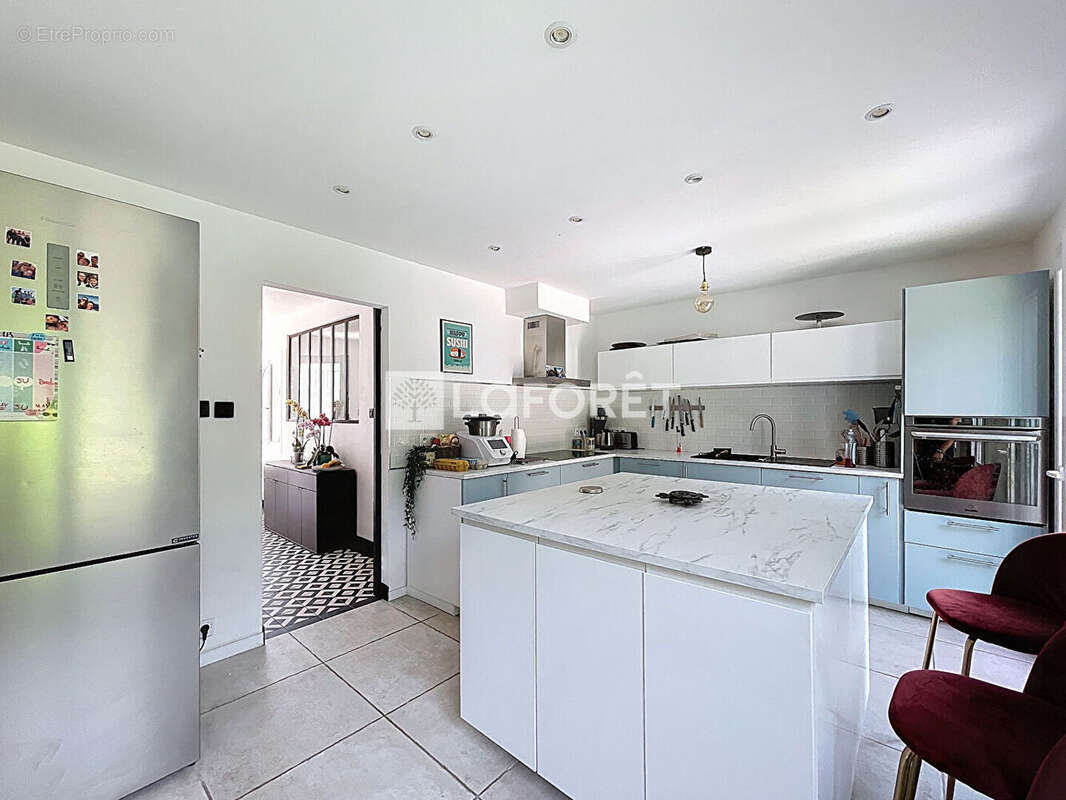 Maison à LA VALETTE-DU-VAR