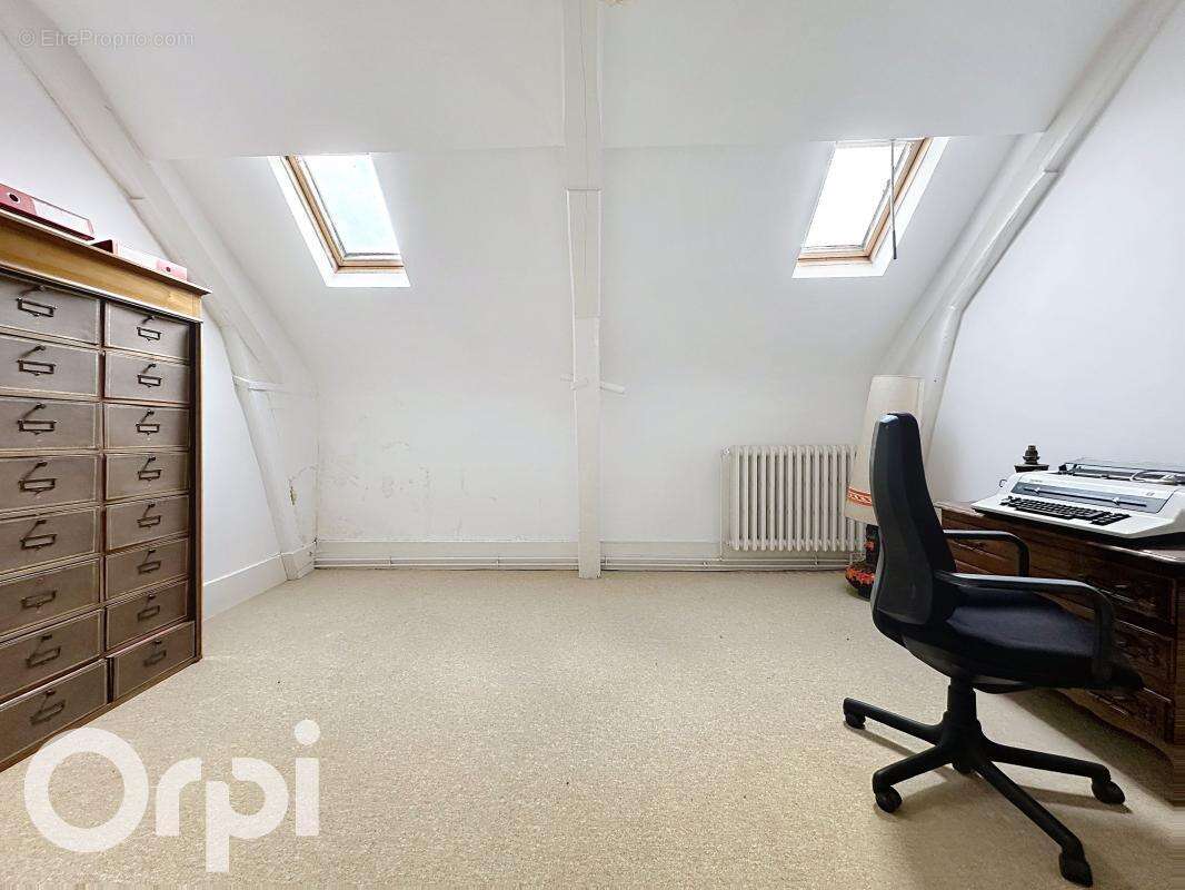 Maison à RESSONS-SUR-MATZ