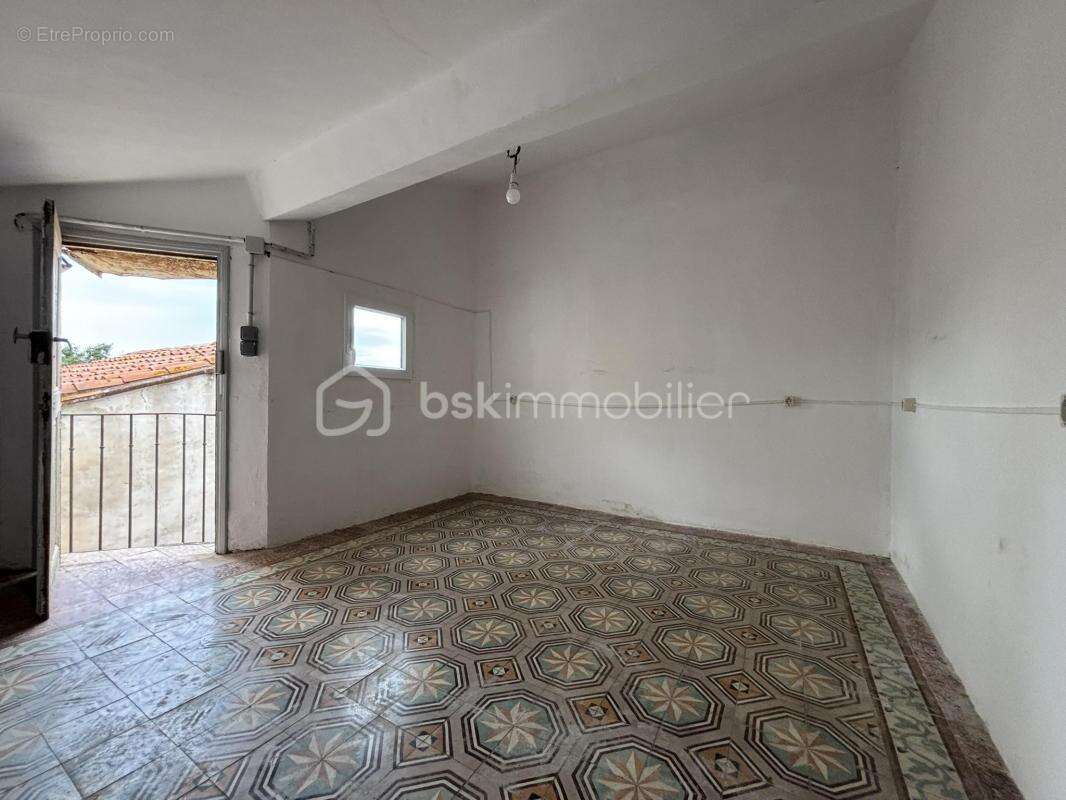 Maison à CORNEILLA-LA-RIVIERE