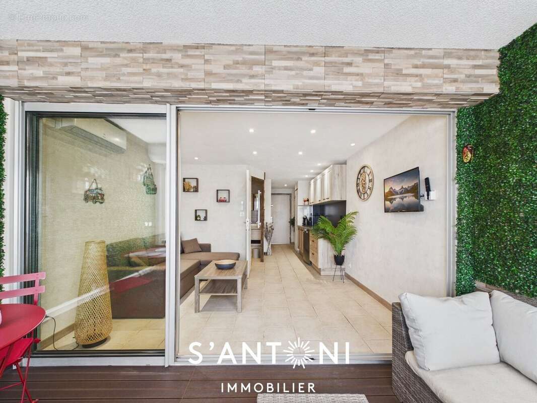Appartement à VIAS