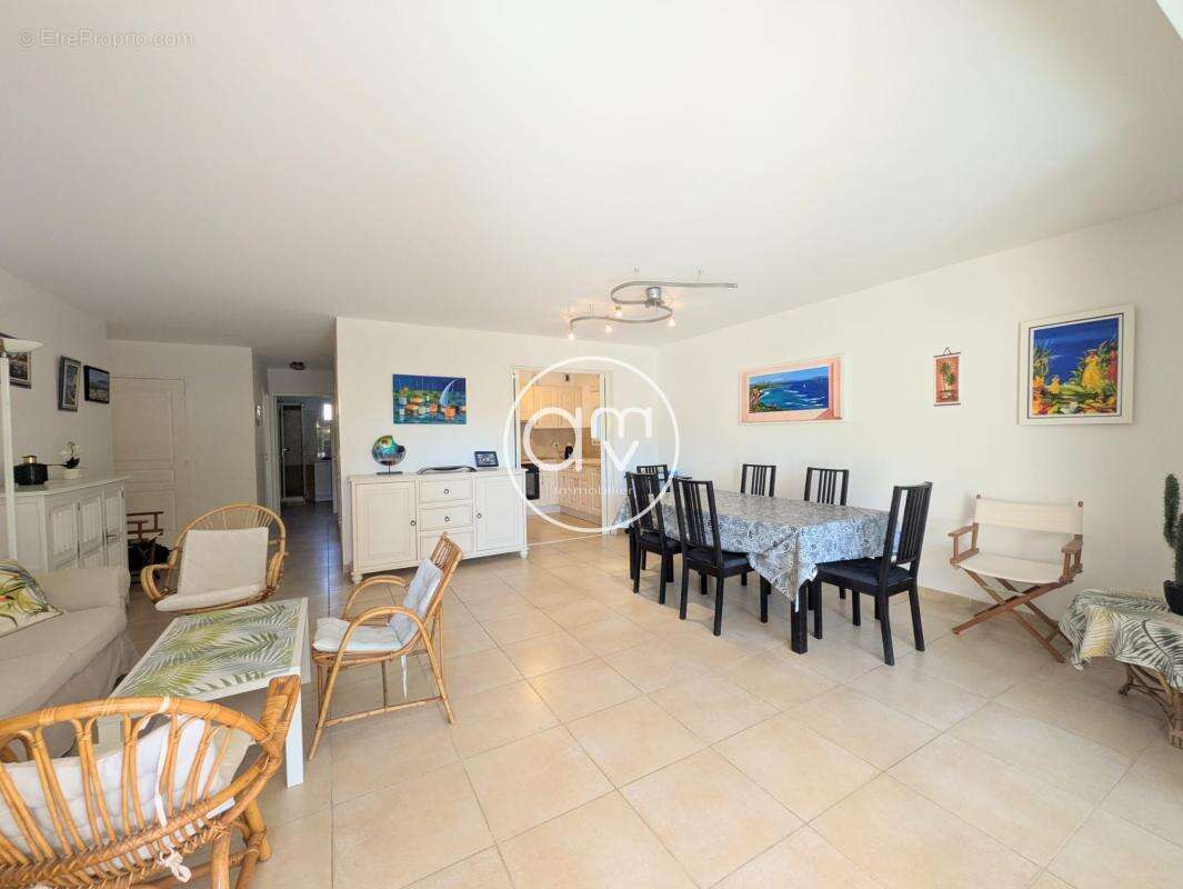 Appartement à LE LAVANDOU