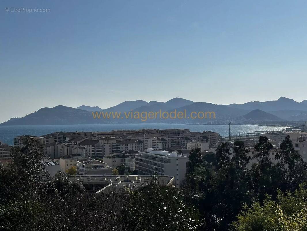 Appartement à CANNES