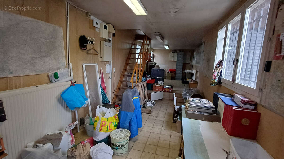 Commerce à DONNEMARIE-DONTILLY