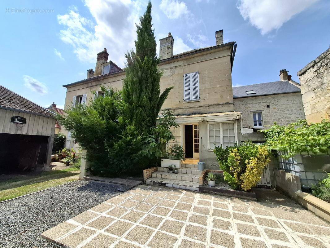 Maison à ATTICHY