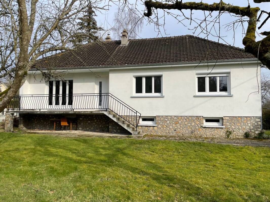 Maison à BEAUMONT-LE-ROGER