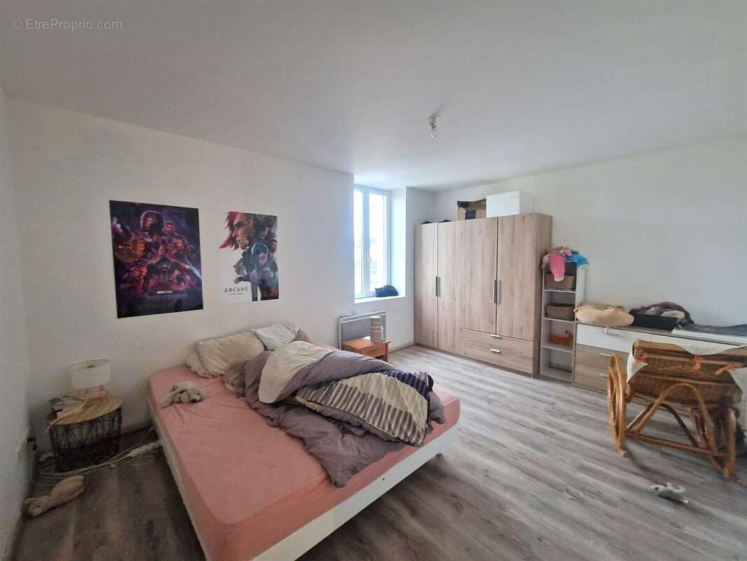 Appartement à SAINT-LUBIN-DES-JONCHERETS