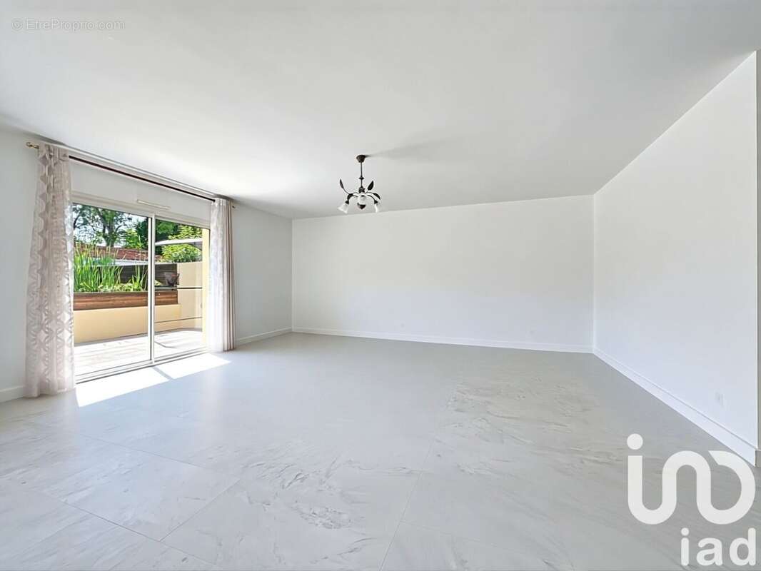 Photo 2 - Maison à SAINT-SAUVEUR-D'AUNIS