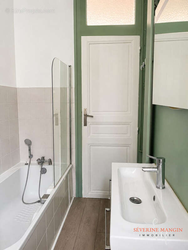 Appartement 48 m² à Valence  - photo 5