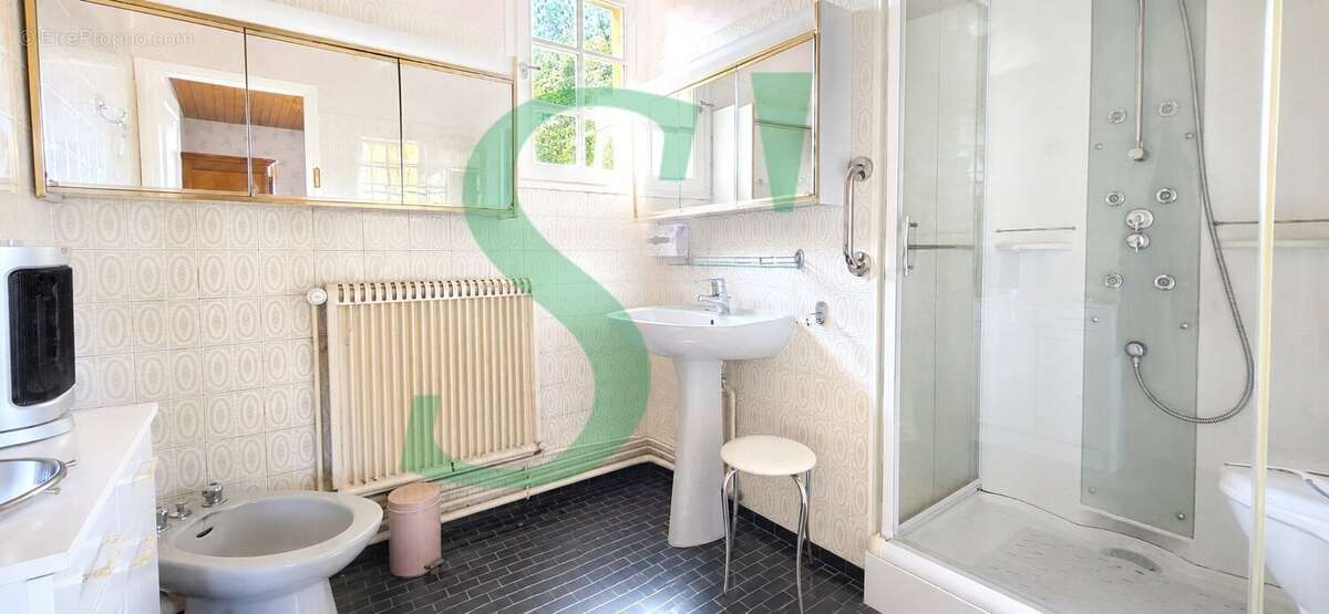 Maison 184 m² à Chars  - photo 12
