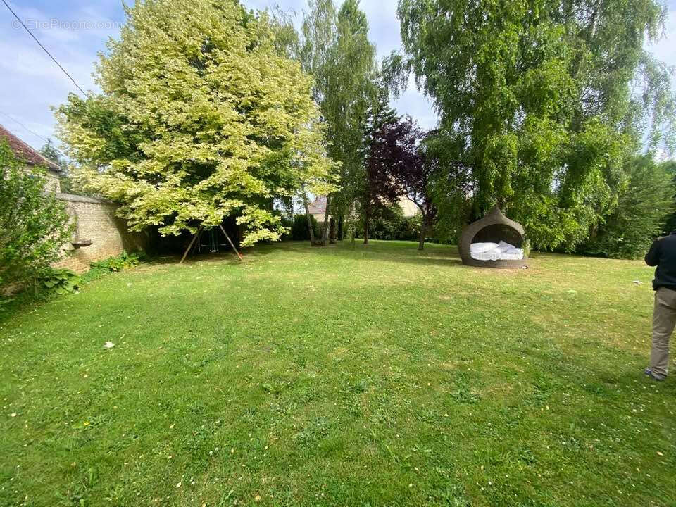 Maison à SAINT-PIERRE-SUR-DIVES