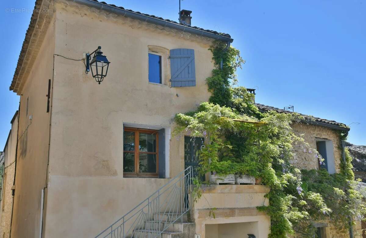 Maison à UZES