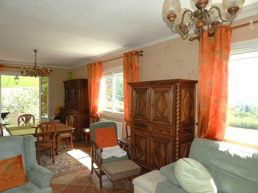 Maison à VILLEFRANCHE-DE-ROUERGUE