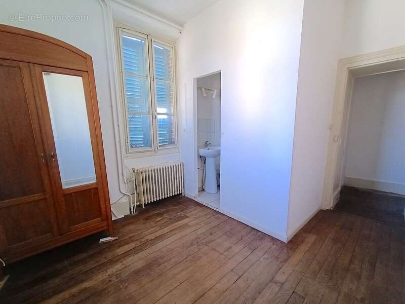 Appartement à VILLEVALLIER