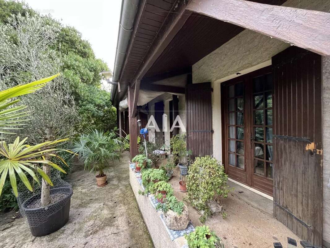 Maison à FONTENILLE