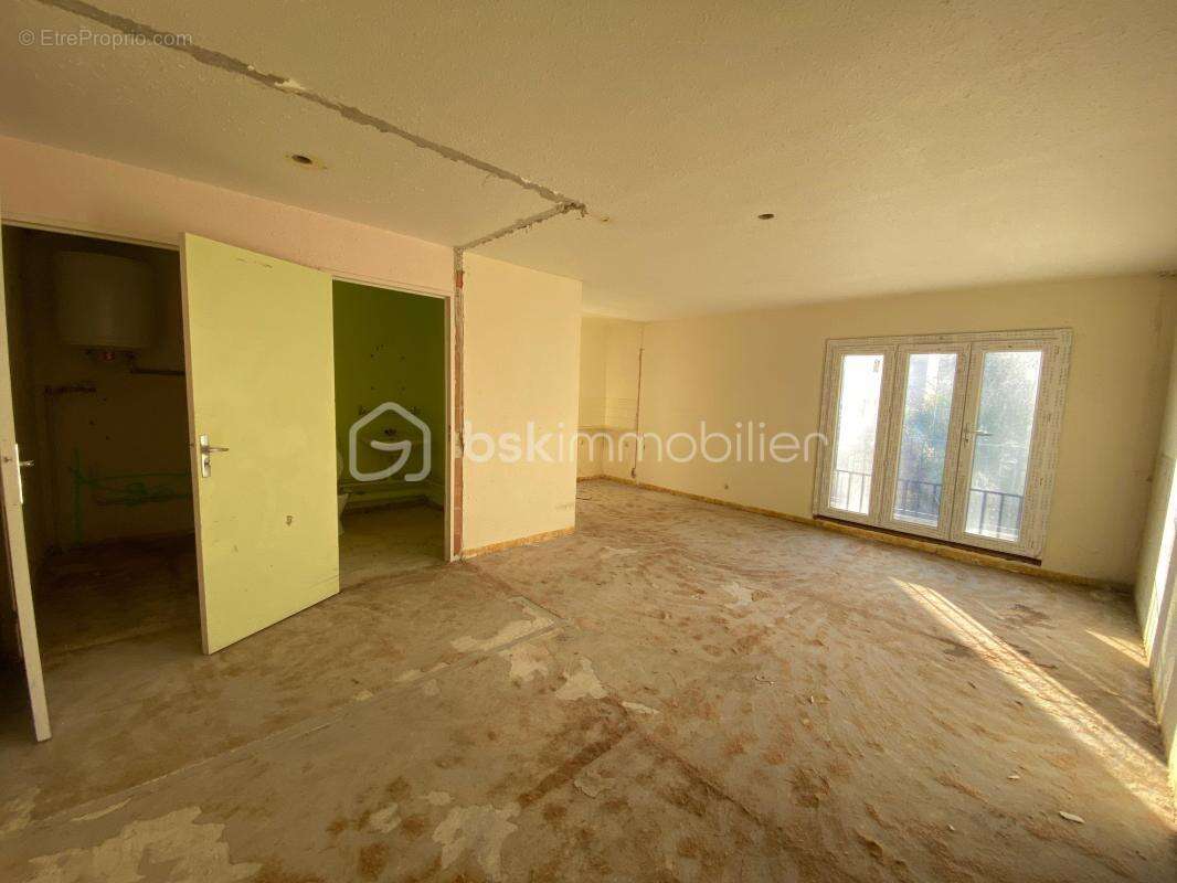 SAINT-CHRISTOL ((84) - Créez votre grand T3 sur mesure ! Plateau sous forme d'appartement de 68 m² env avec mezzanine situé au 2 - photo 13