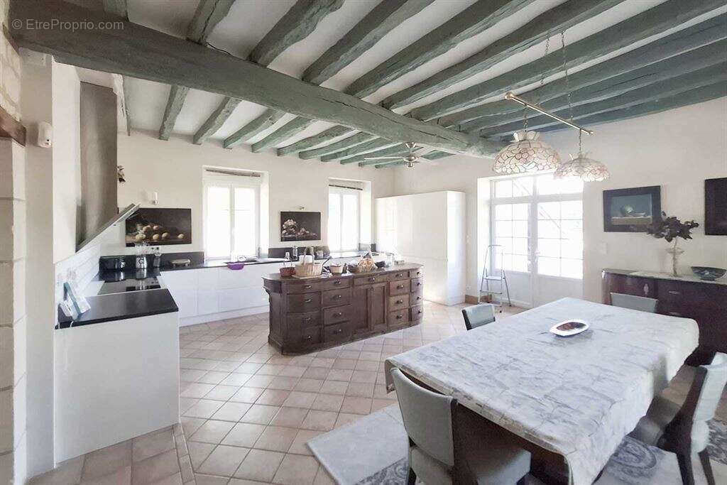 Maison à THIZAY
