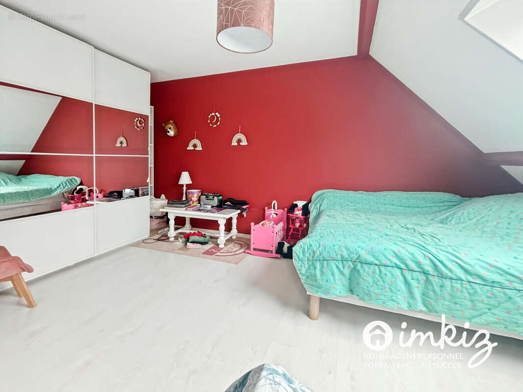 Maison 2011 6 pièces 145m2 - Quartier Saint Pierre - photo 13