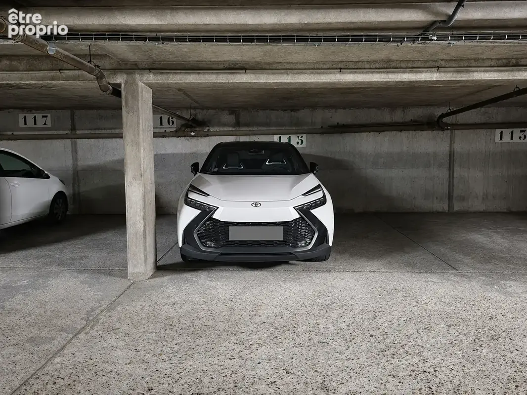 Parking sécurisé et facile à se garer - photo 3