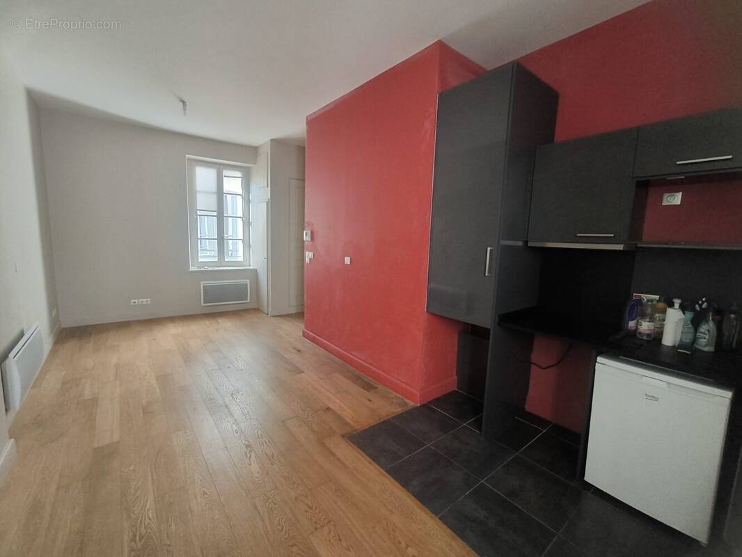 SEJOUR - Appartement à NIMES