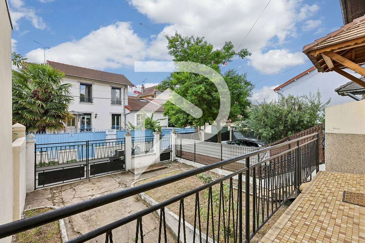 Maison à COLOMBES