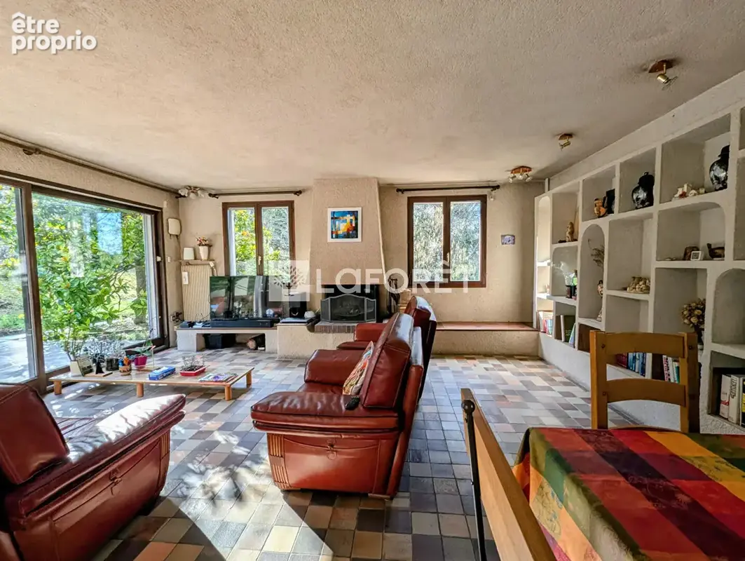 Maison Acheres La Foret 8 pièce(s) 191 m2 - photo 6