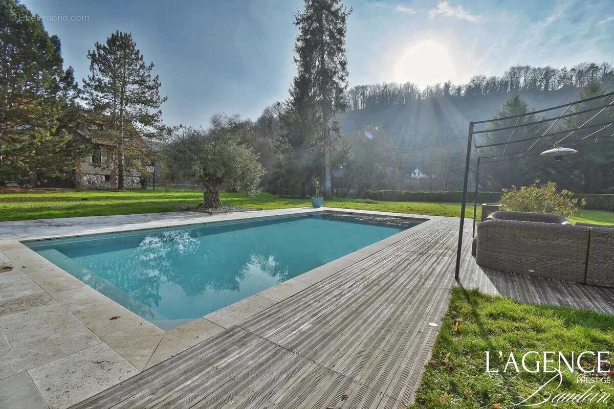 Maison 595 m² à Pacy-Sur-Eure  - photo 4