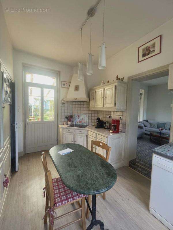 Maison 8 pièces / 129 m² / 238 500 EUR / BOIRY-SAINTE-RICTRUDE - photo 5