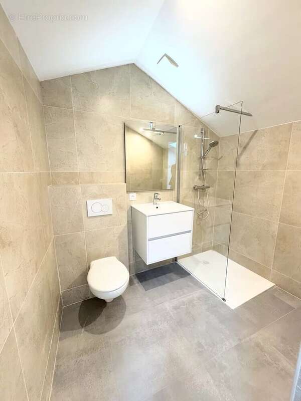 Appartement à ROQUEBRUNE-CAP-MARTIN