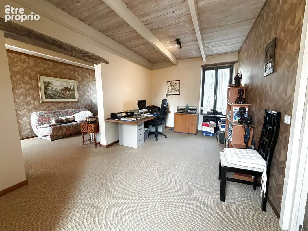 Très bel ensemble immobilier avec potentiel locatif, sur 12 ha - photo 10
