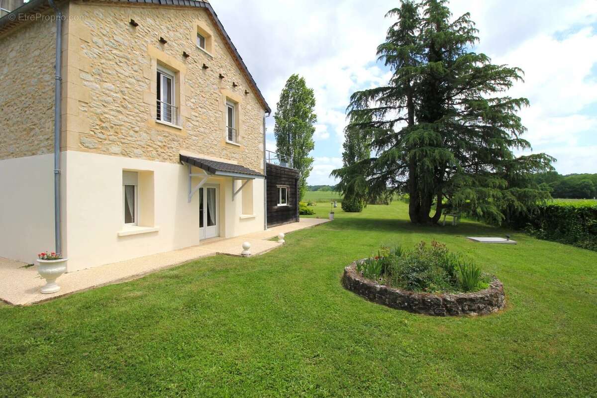 Maison à MONFLANQUIN