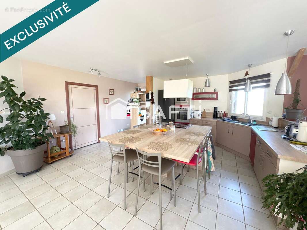 Photo 2 - Maison à GUEMENE-PENFAO