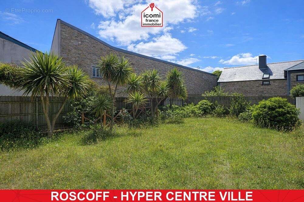 Finistere - roscoff (29680) - a vendre - maison t7 de +150m² : 1 studio et 1 duplex t5  - terrain 350m² environ - garage et stat - photo 4