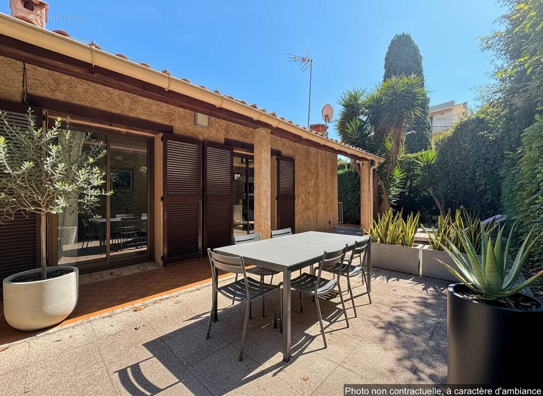 Maison à ANTIBES