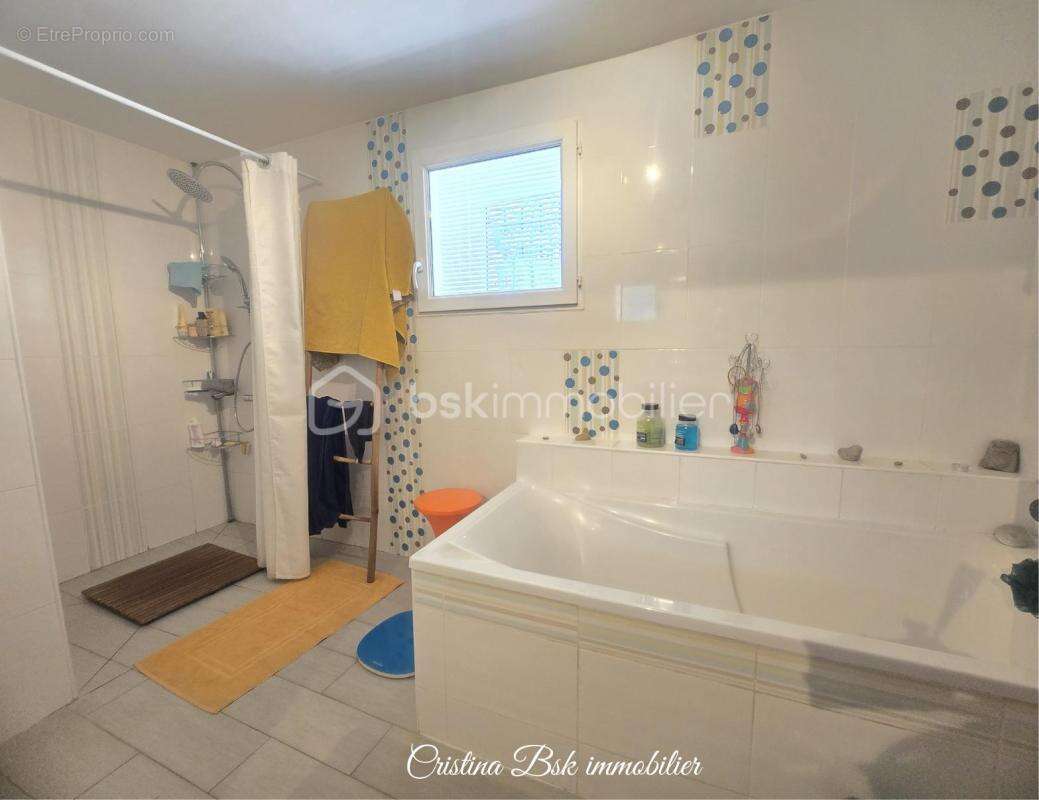 Maison 100 m² - 4 pièces avec jardin- garage - Proche Sisteron - photo 12