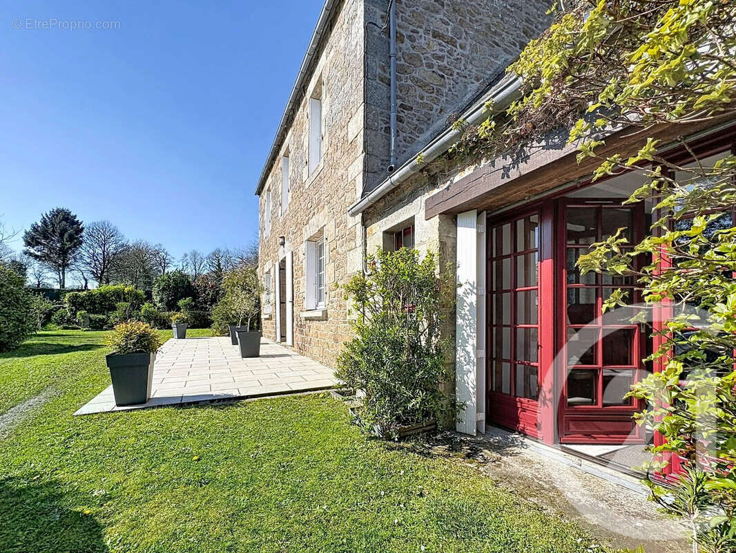 Maison à PLOUARET