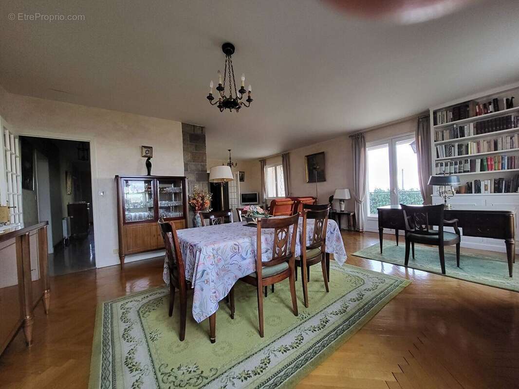 Maison à CLERMONT-FERRAND