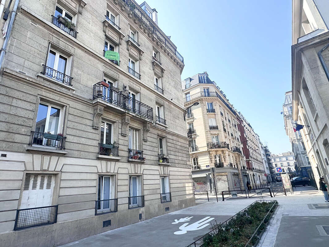 Appartement à PARIS-18E