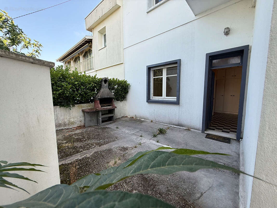 Appartement Eysines 4 pièce(s) 68 m2 - photo 2