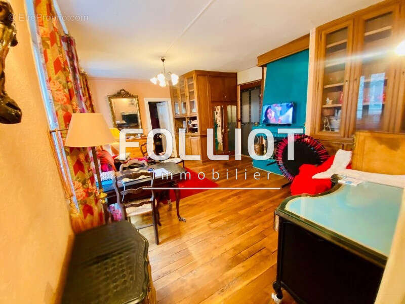 Appartement à PARIS-11E