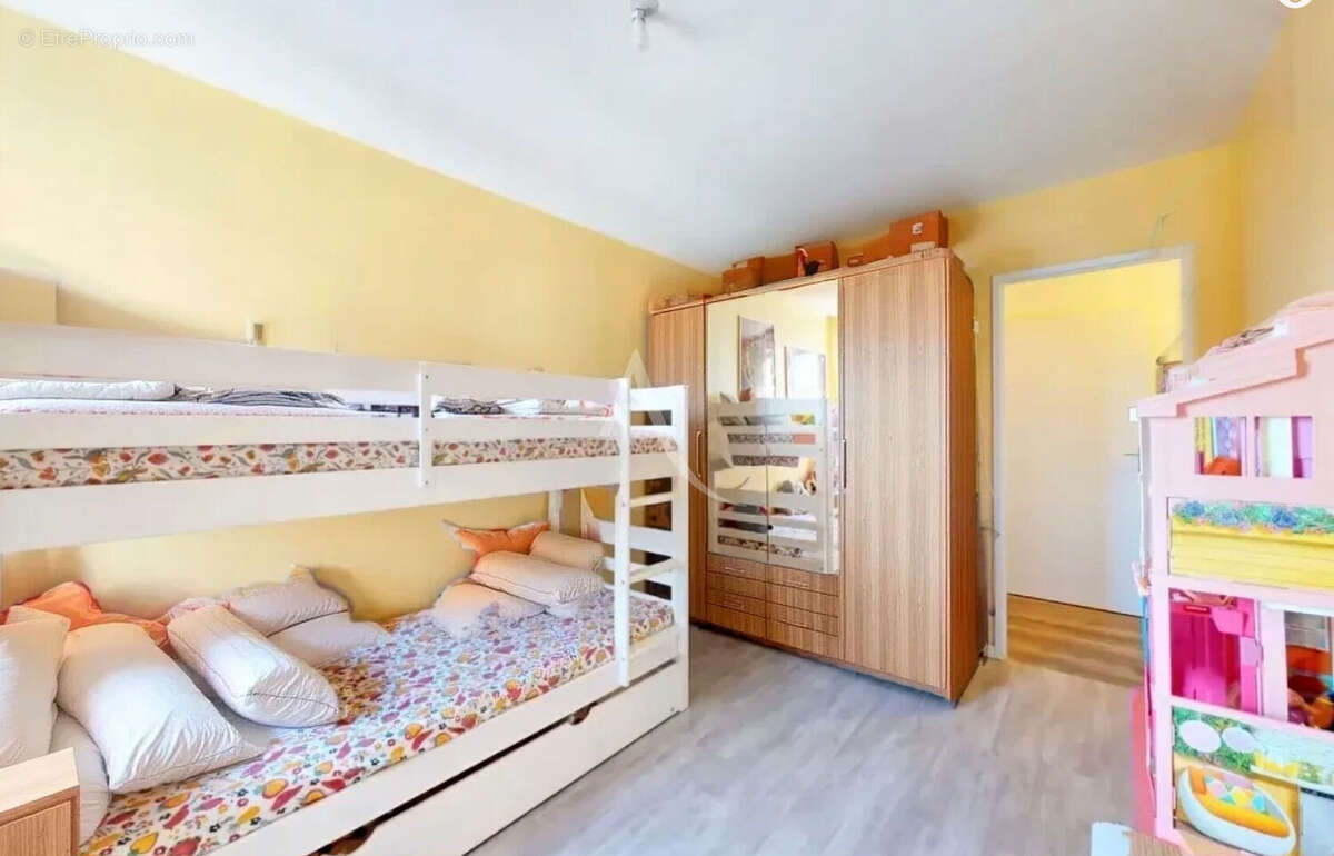 Appartement à PONTAULT-COMBAULT