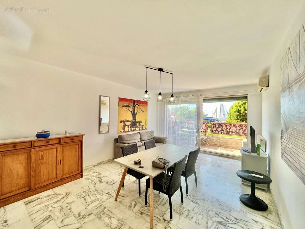 Appartement à MENTON