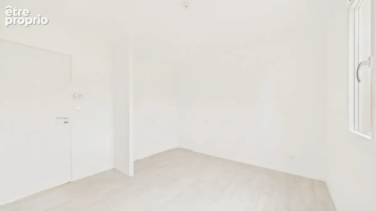 Maison neuve de plain pied à Saint Etienne De Tulmont T5 118 m² - photo 14