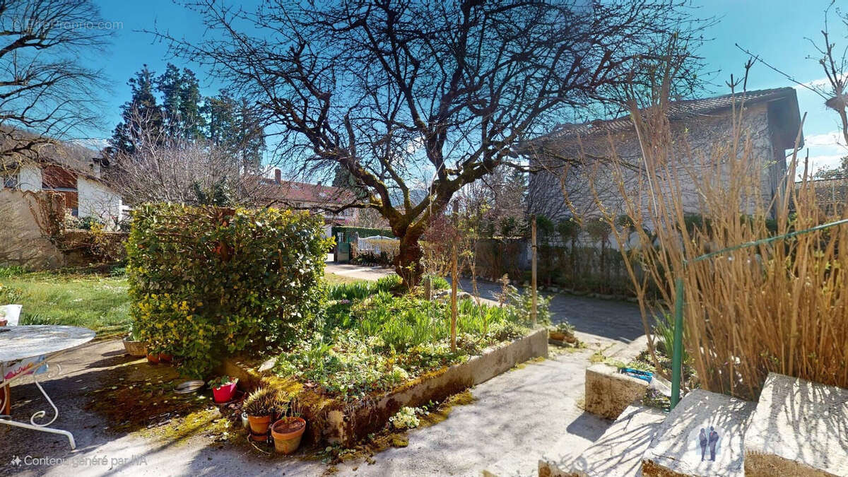 Maison à CHAMPAGNIER