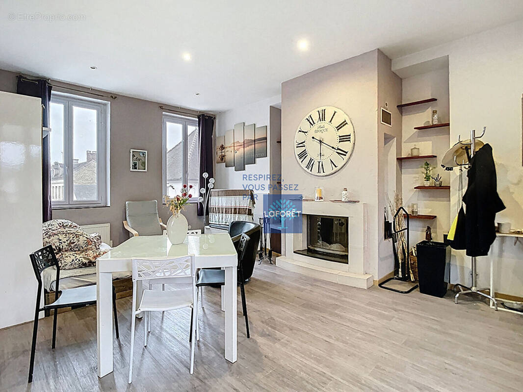 Appartement à CIRES-LES-MELLO