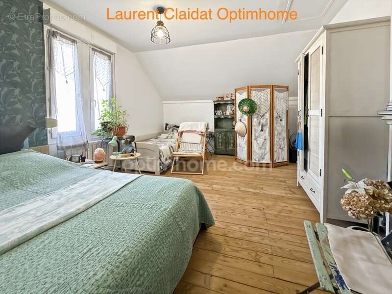 Maison à SAINT-QUENTIN