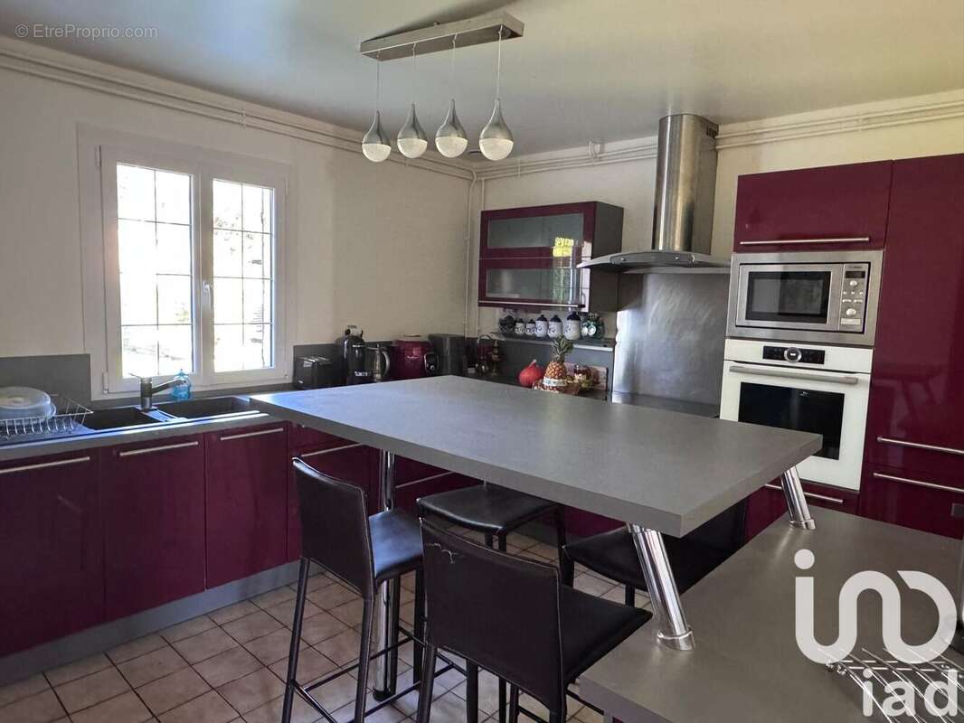 Photo 7 - Maison à NEAUPHLETTE