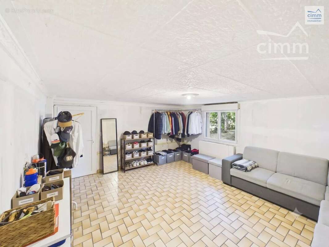 maison de 112 m2 plein centre de Pont Péan - photo 16